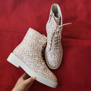 SCHUTZ McKenzie lace up boots